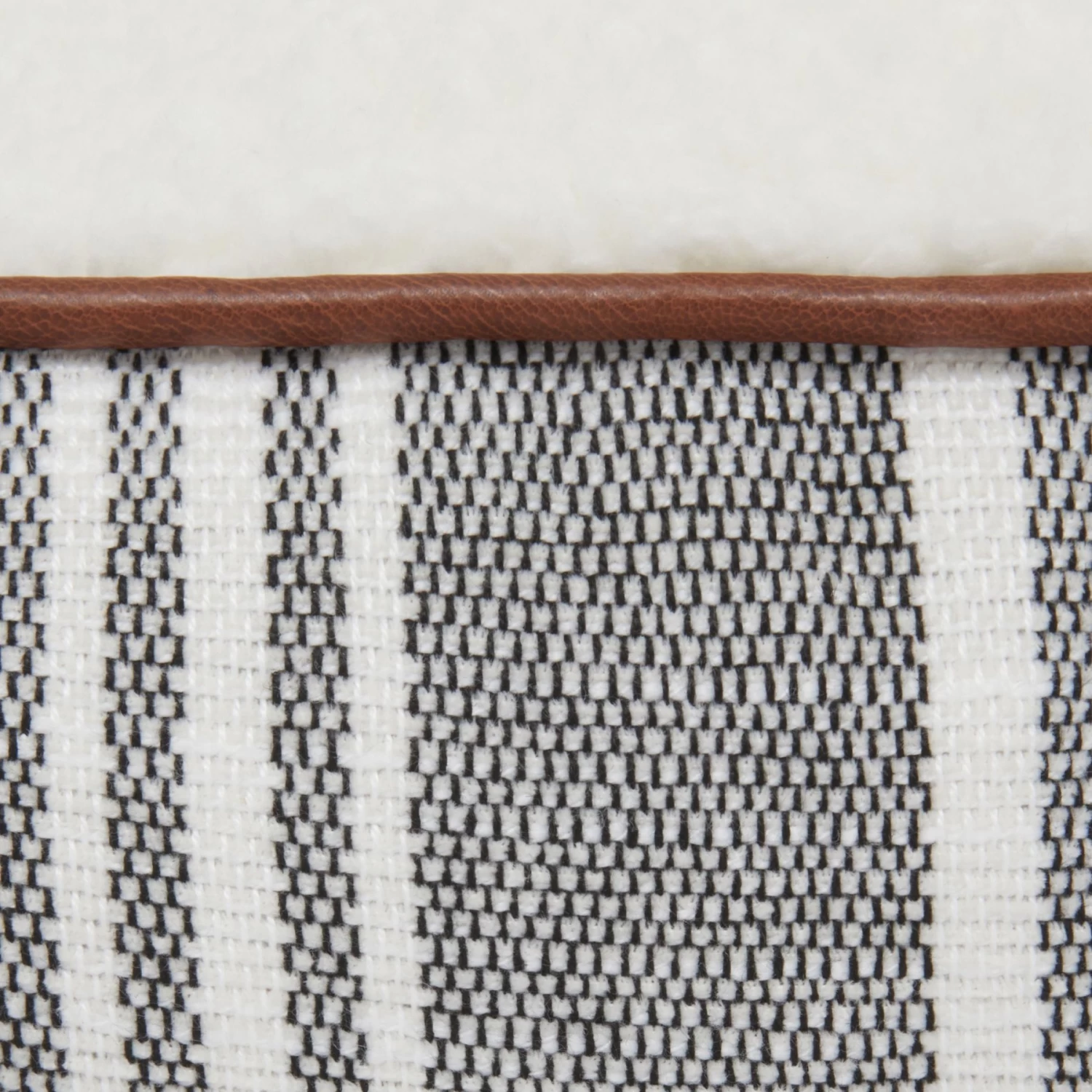 Frisco Farmhouse Rectangular Bolster Dog Bed W/ Removable Cover 4 Frisco Farmhouse Rectangular Bolster Dog Bed W/ Removable Cover - Image 4